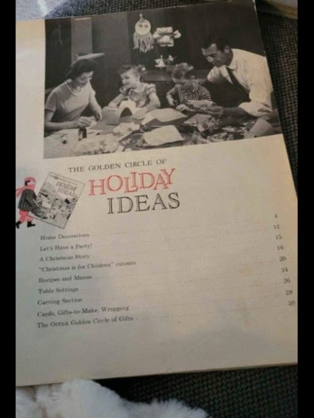 The golden circle of holiday ideas book